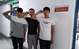 “建黨員標(biāo)兵宿舍，做文明示范先鋒”