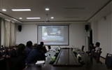 行政第二黨支部組織觀看“以折達(dá)公路問題為案例”警示片，努力推進(jìn)作風(fēng)建設(shè)年教育活動(dòng)